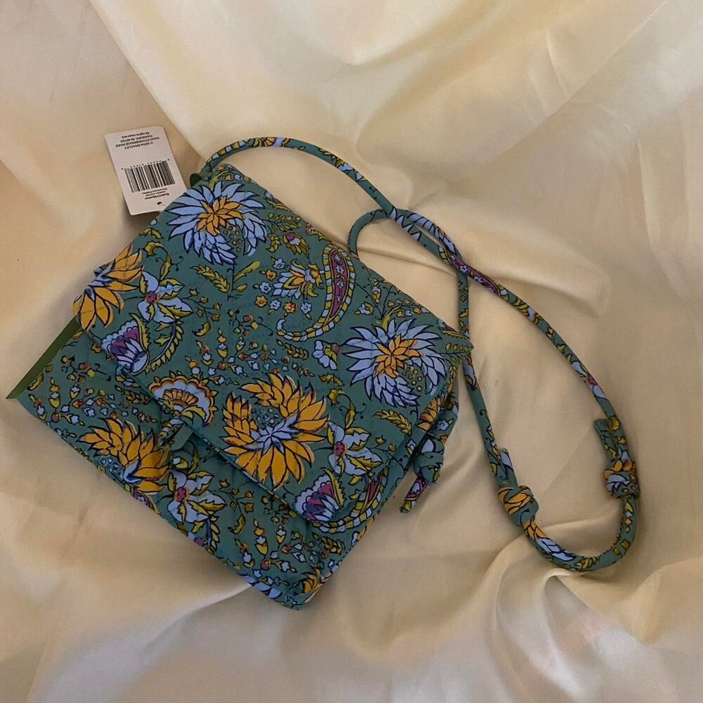 NWT Vera Bradley “Baird Hipster” crossbody bag -purse  Adjustable strap